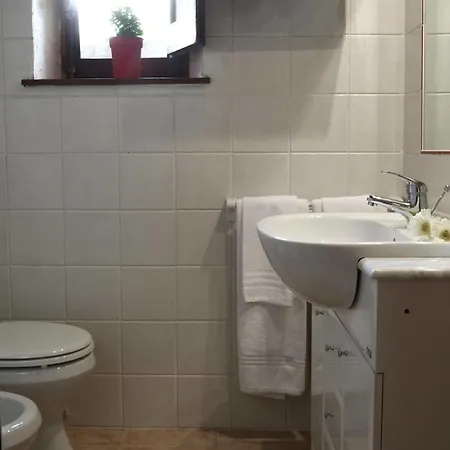 Relais Borgo Lizori Country House Campello sul Clitunno Exterior photo