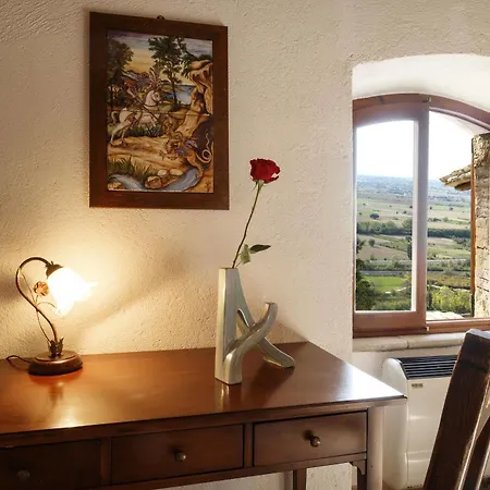 Relais Borgo Lizori Country House Campello sul Clitunno Exterior photo