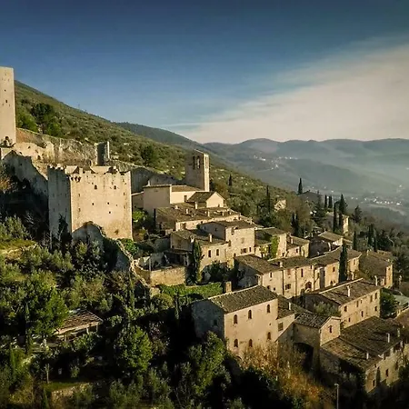 Relais Borgo Lizori Country House Campello sul Clitunno Exterior photo