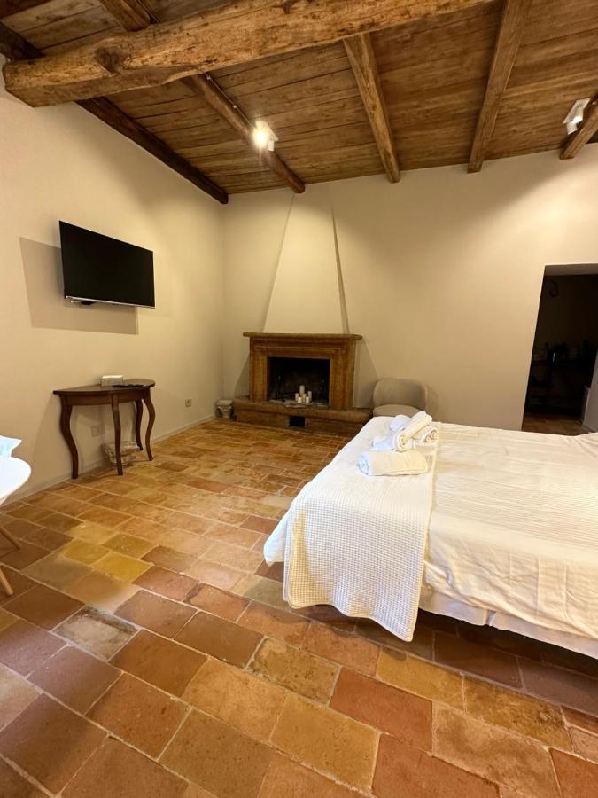 Relais Borgo Lizori Apartment Campello sul Clitunno