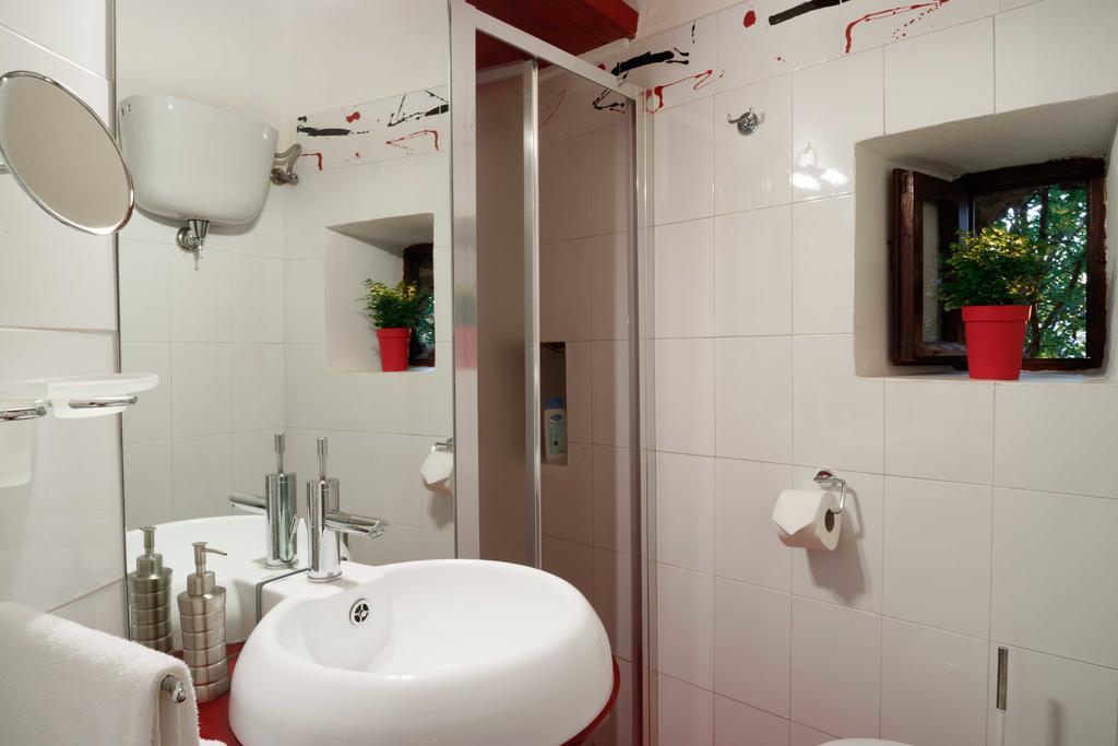 Relais Borgo Lizori *
