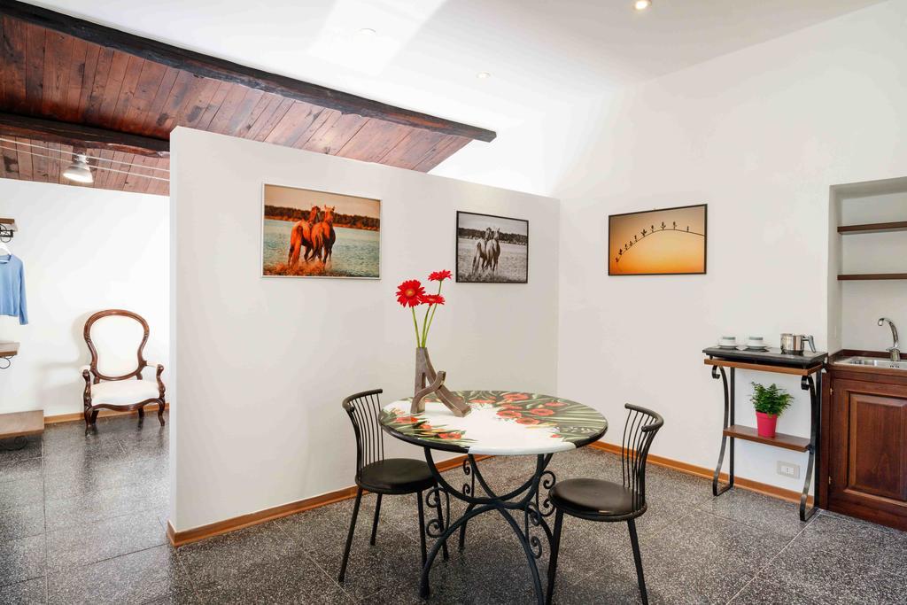 Relais Borgo Lizori Apartment Campello sul Clitunno