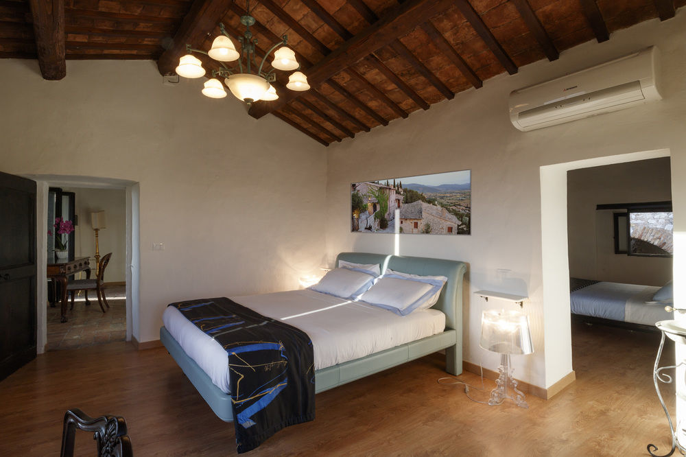 Relais Borgo Lizori Campello sul Clitunno