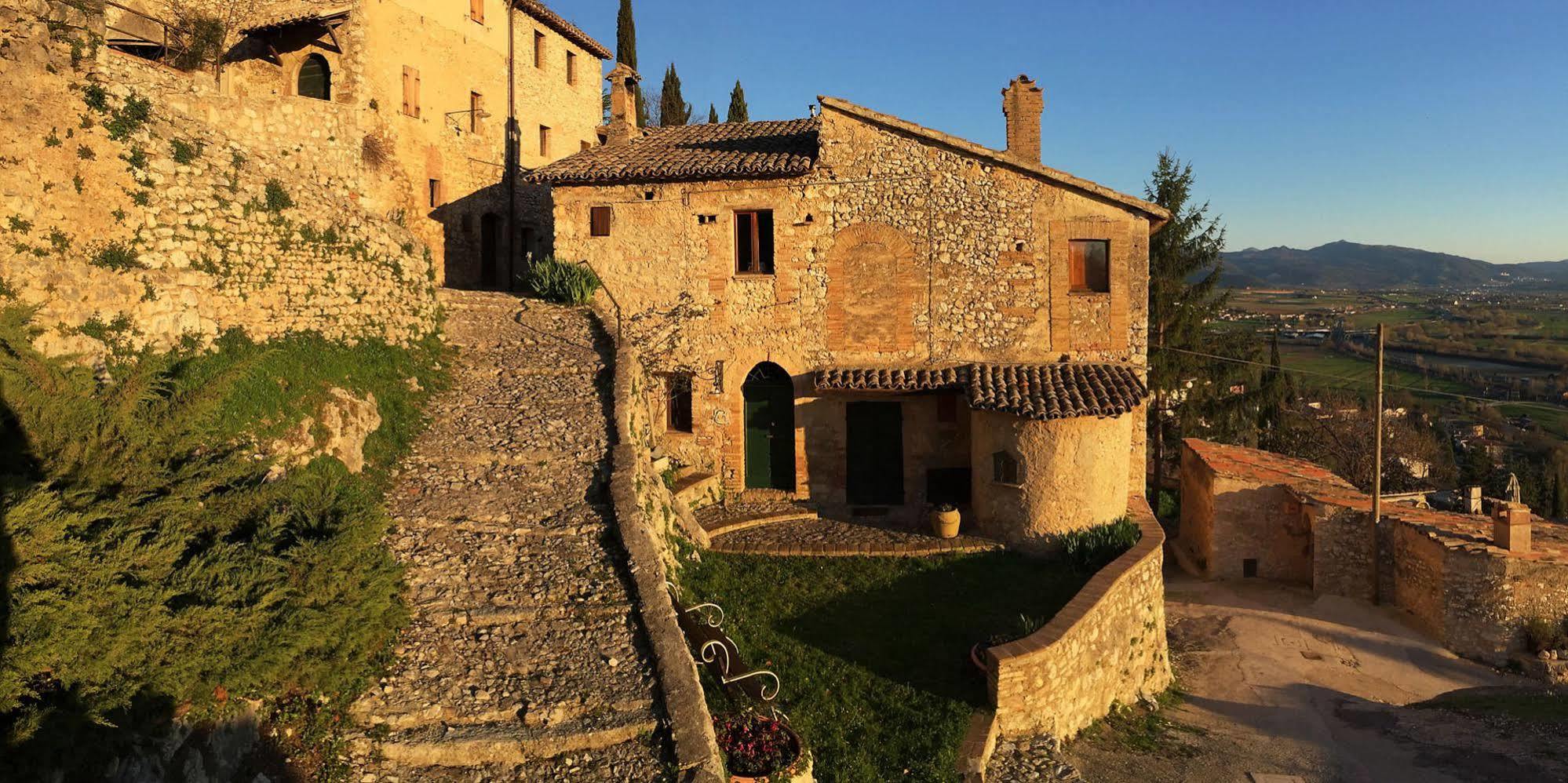 Relais Borgo Lizori Campello sul Clitunno